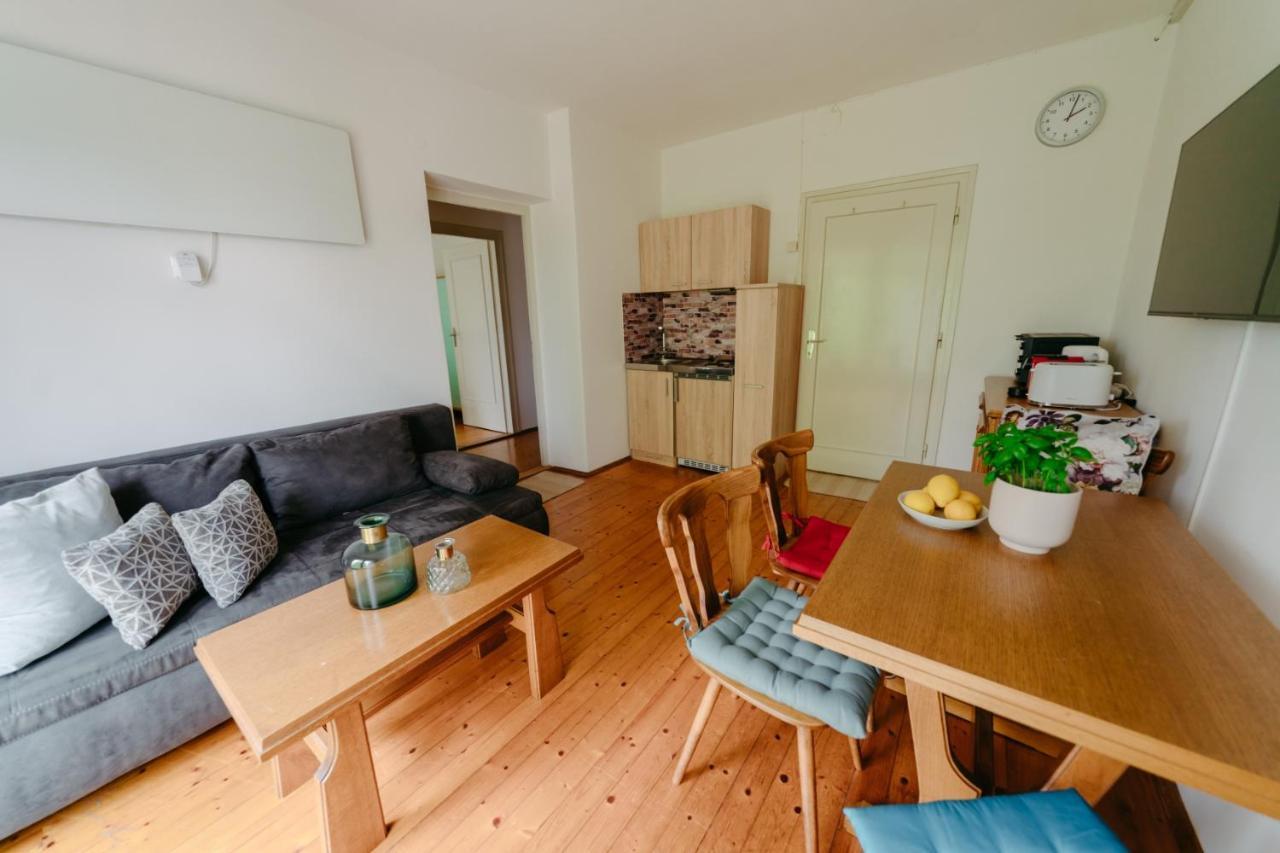 Ferienwohnung unmittelbar am Wörthersee Krumpendorf Exterior foto