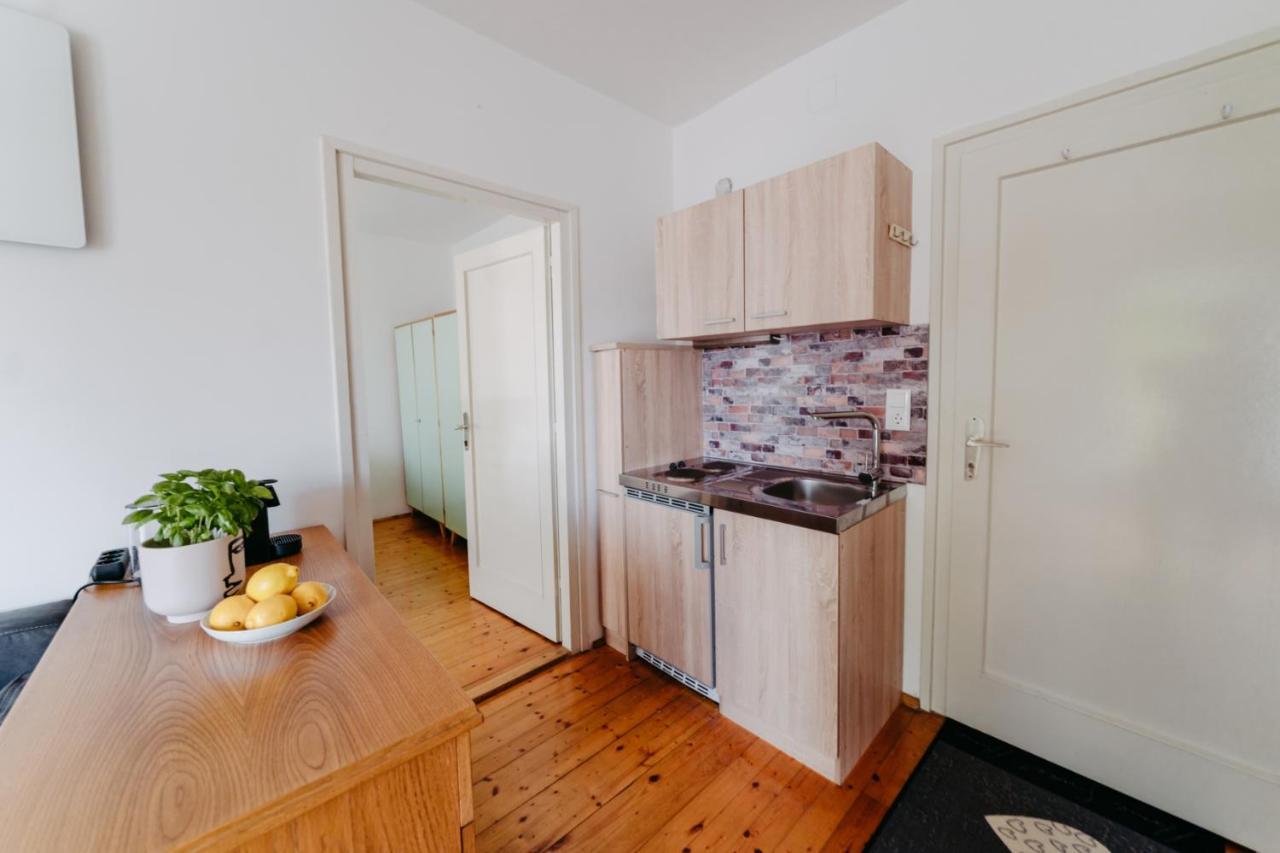 Ferienwohnung unmittelbar am Wörthersee Krumpendorf Exterior foto